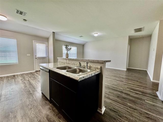 5303 Nicole Drive, Tuttle, OK 73089