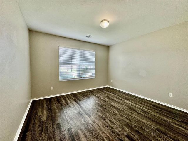5303 Nicole Drive, Tuttle, OK 73089