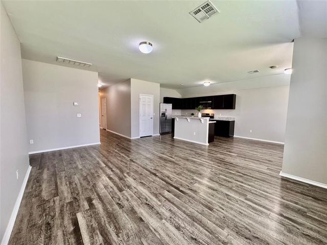 5303 Nicole Drive, Tuttle, OK 73089