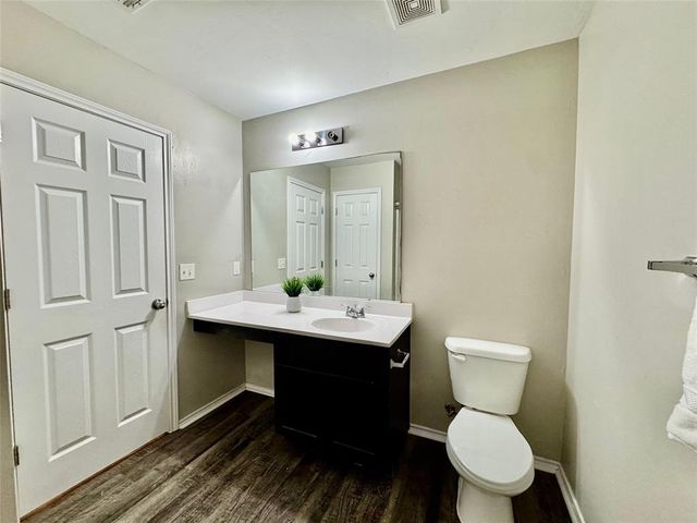 5303 Nicole Drive, Tuttle, OK 73089
