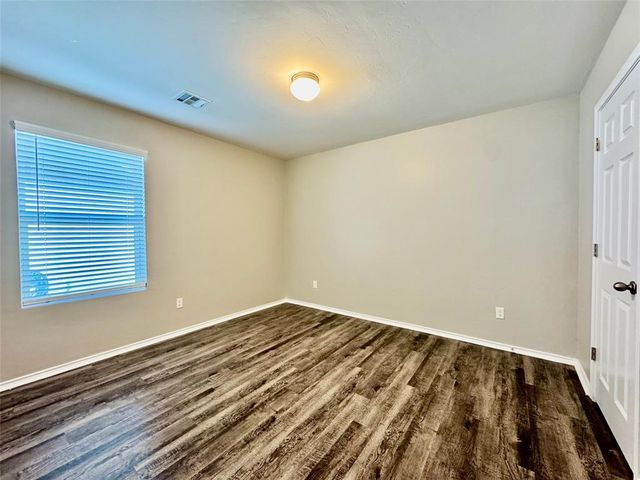 5303 Nicole Drive, Tuttle, OK 73089