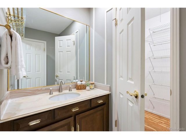 12335 E Bates Cir, Aurora, CO 80014