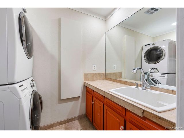 12335 E Bates Cir, Aurora, CO 80014