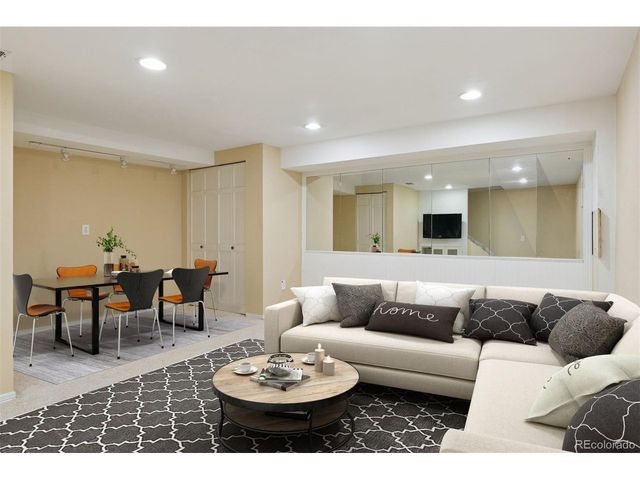 12335 E Bates Cir, Aurora, CO 80014