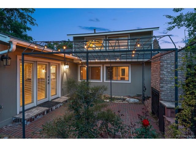 12335 E Bates Cir, Aurora, CO 80014