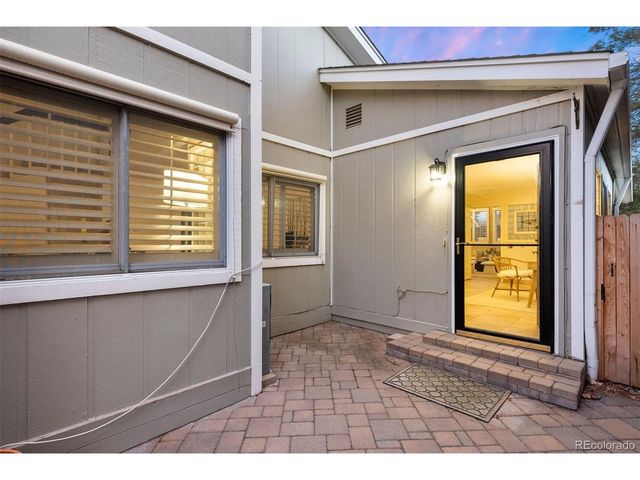 12335 E Bates Cir, Aurora, CO 80014