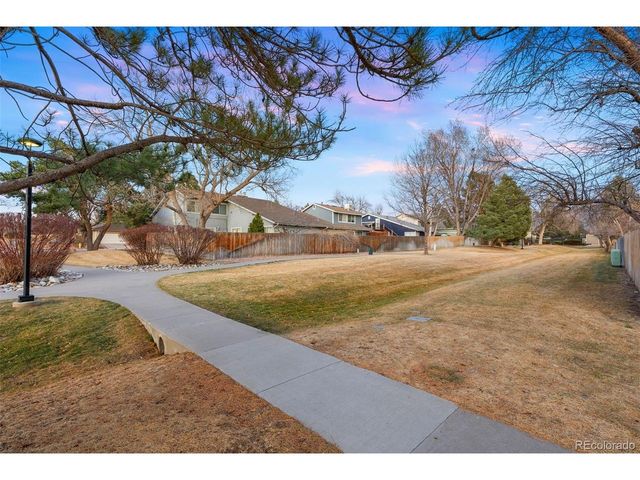 12335 E Bates Cir, Aurora, CO 80014