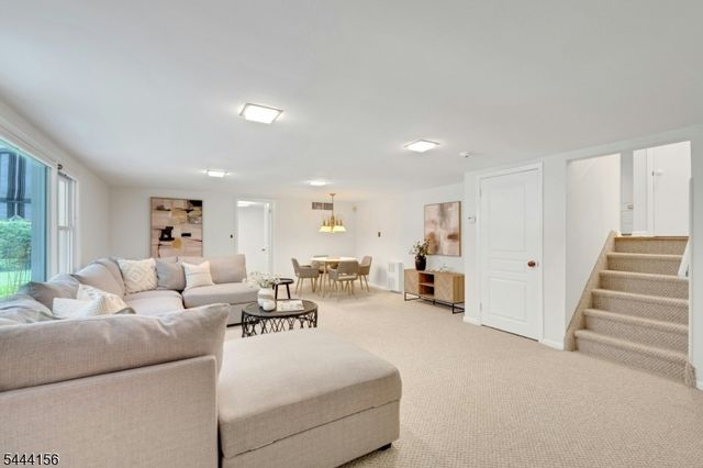 117 Yantacaw Brook Rd, Montclair Twp., NJ 07043
