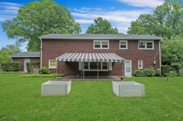 117 Yantacaw Brook Rd, Montclair Twp., NJ 07043