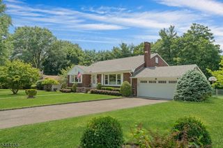 117 Yantacaw Brook Rd, Montclair Twp., NJ 07043