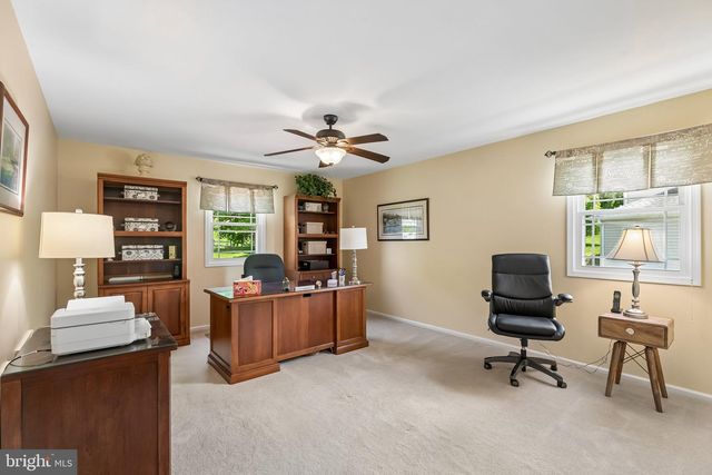 2042 COUNTRY CLUB DR, Doylestown, PA 18901