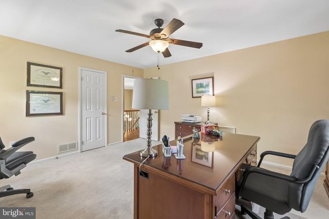2042 COUNTRY CLUB DR, Doylestown, PA 18901