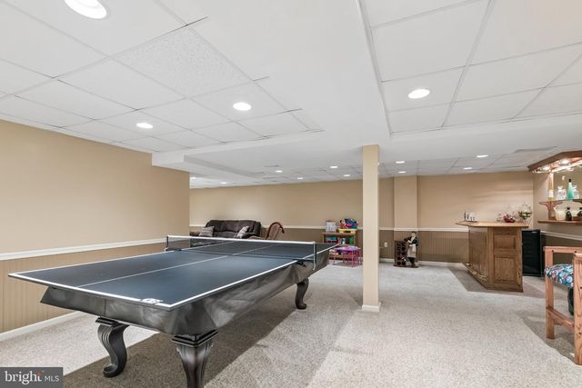 2042 COUNTRY CLUB DR, Doylestown, PA 18901