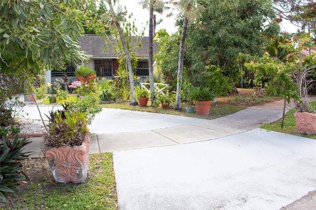 3603 SW 138th Ct, Miami, FL 33175
