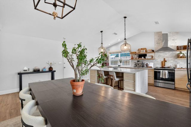 4951 Kurz Cir, Carmichael, CA 95608