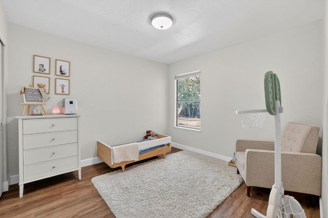 4951 Kurz Cir, Carmichael, CA 95608