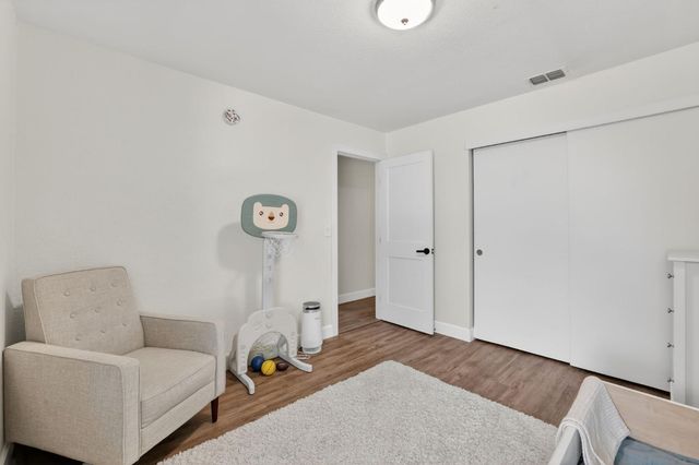 4951 Kurz Cir, Carmichael, CA 95608