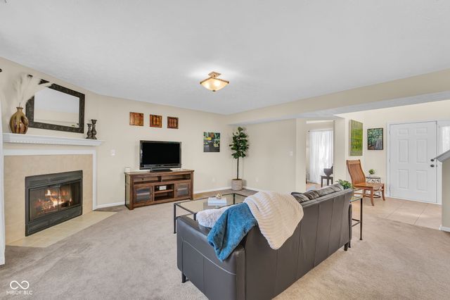 457 Prentiss Way, Avon, IN 46123