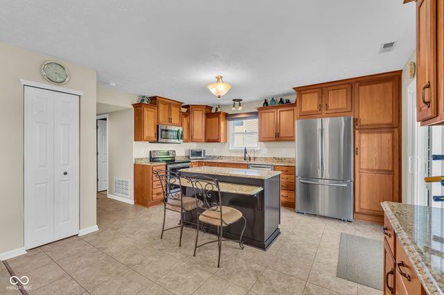 457 Prentiss Way, Avon, IN 46123