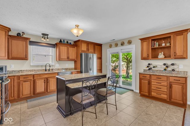 457 Prentiss Way, Avon, IN 46123