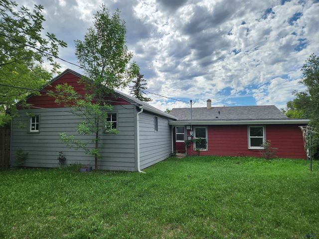 124 E ST ANNE, Rapid City, SD 57701