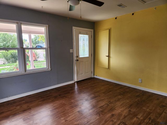 124 E ST ANNE, Rapid City, SD 57701