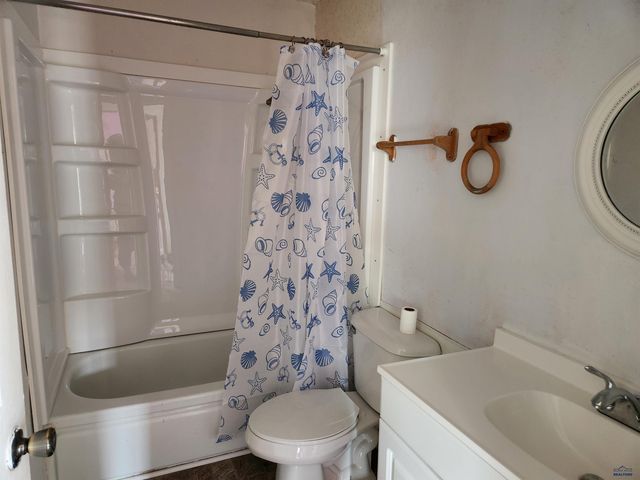 124 E ST ANNE, Rapid City, SD 57701
