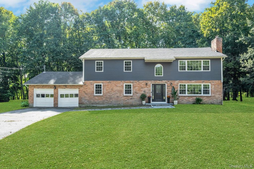31 Old Deer Park Road, Katonah, NY 10536
