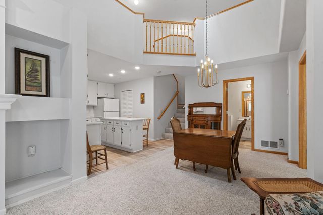 538 Queens Gate, New Brighton, MN 55112
