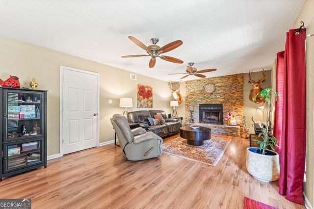 323 St Marys River Bluff Road, St. George, GA 31562