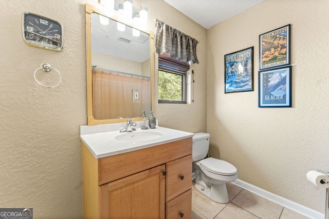 323 St Marys River Bluff Road, St. George, GA 31562