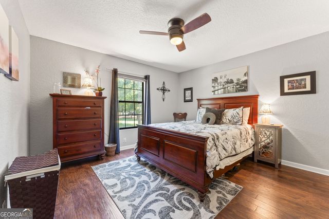 323 St Marys River Bluff Road, St. George, GA 31562