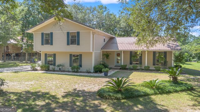 323 St Marys River Bluff Road, St. George, GA 31562