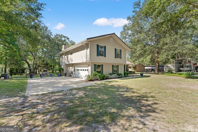 323 St Marys River Bluff Road, St. George, GA 31562