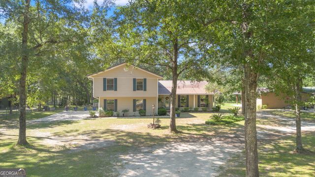 323 St Marys River Bluff Road, St. George, GA 31562