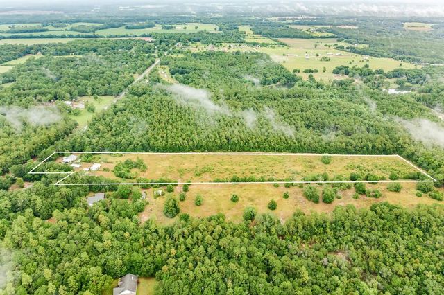 5195 Galliver Cut Off, Baker, FL 32531