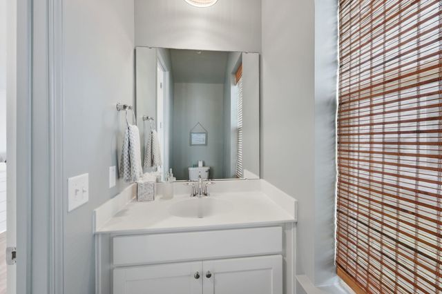 505 North Commodore Way, Summerville, SC 29483