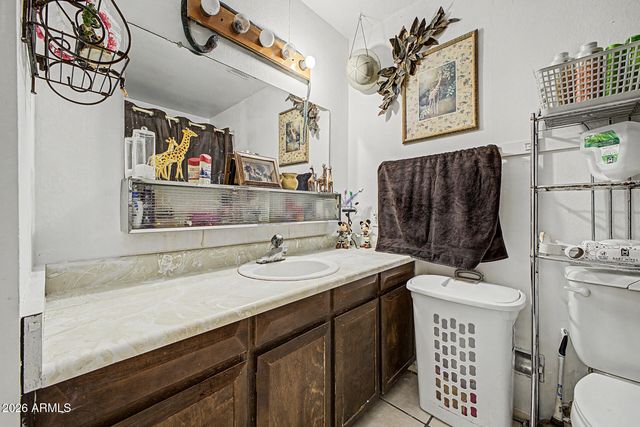 3833 W VOGEL Avenue, Phoenix, AZ 85051