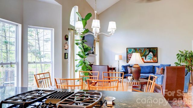 10207 Rougemont Lane, Charlotte, NC 28277