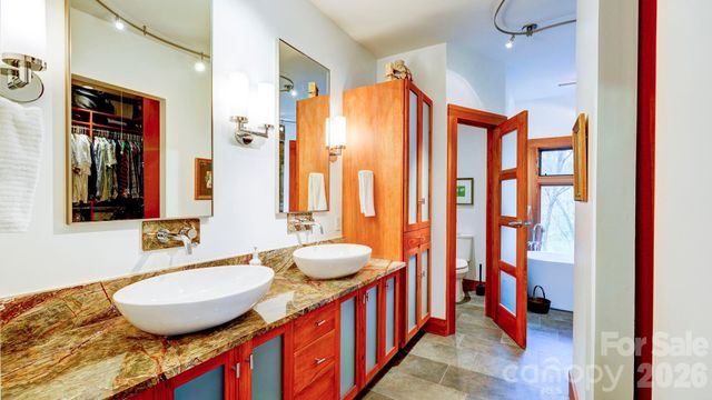 10207 Rougemont Lane, Charlotte, NC 28277