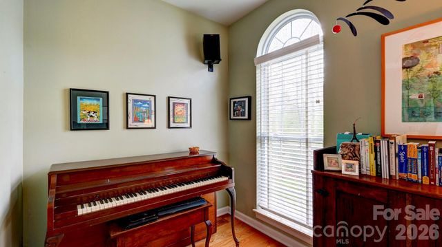 10207 Rougemont Lane, Charlotte, NC 28277