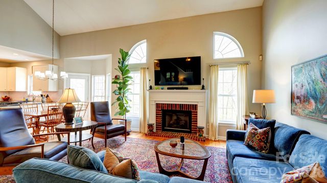 10207 Rougemont Lane, Charlotte, NC 28277