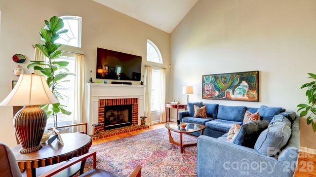 10207 Rougemont Lane, Charlotte, NC 28277