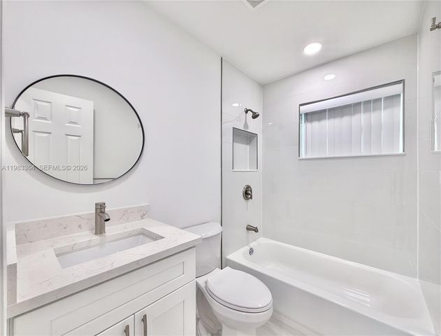 3461 NW 5th St, Lauderhill, FL 33311