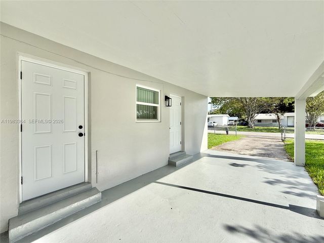 3461 NW 5th St, Lauderhill, FL 33311