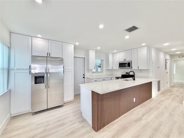 3461 NW 5th St, Lauderhill, FL 33311