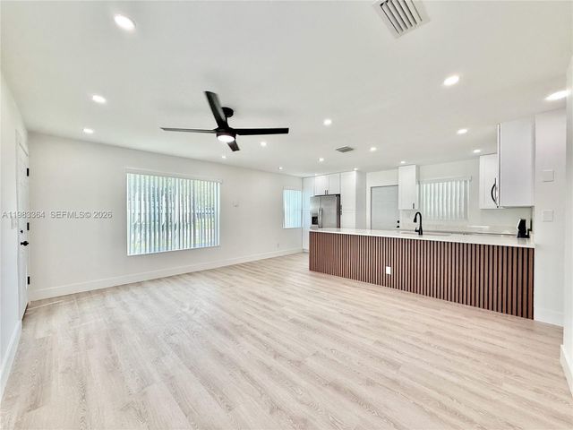 3461 NW 5th St, Lauderhill, FL 33311