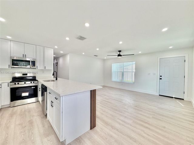 3461 NW 5th St, Lauderhill, FL 33311