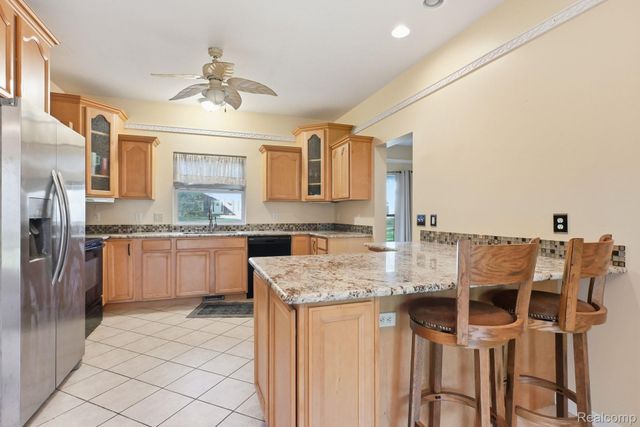 3590 Habitat Trail, Hamburg Township, MI 48169