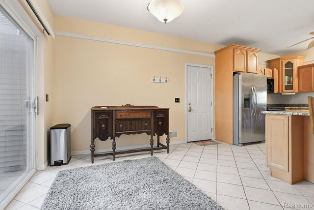 3590 Habitat Trail, Hamburg Township, MI 48169